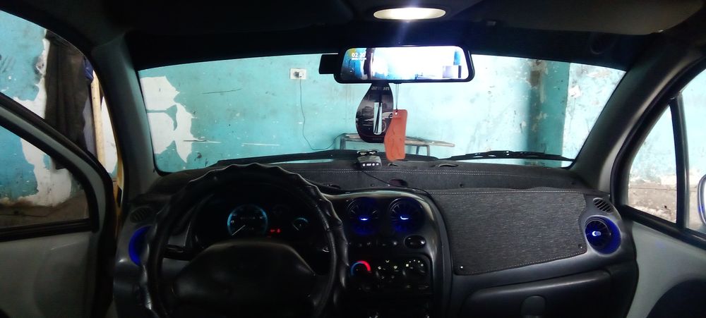 Radnoʻydan boʻyalgan qantachka moshin