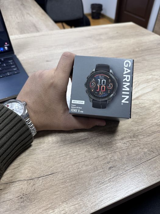 Продаю Garmin fenix 8