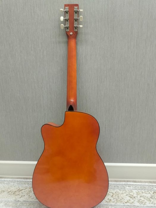 Акустическая гитара Homage