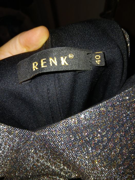 Официални роклии