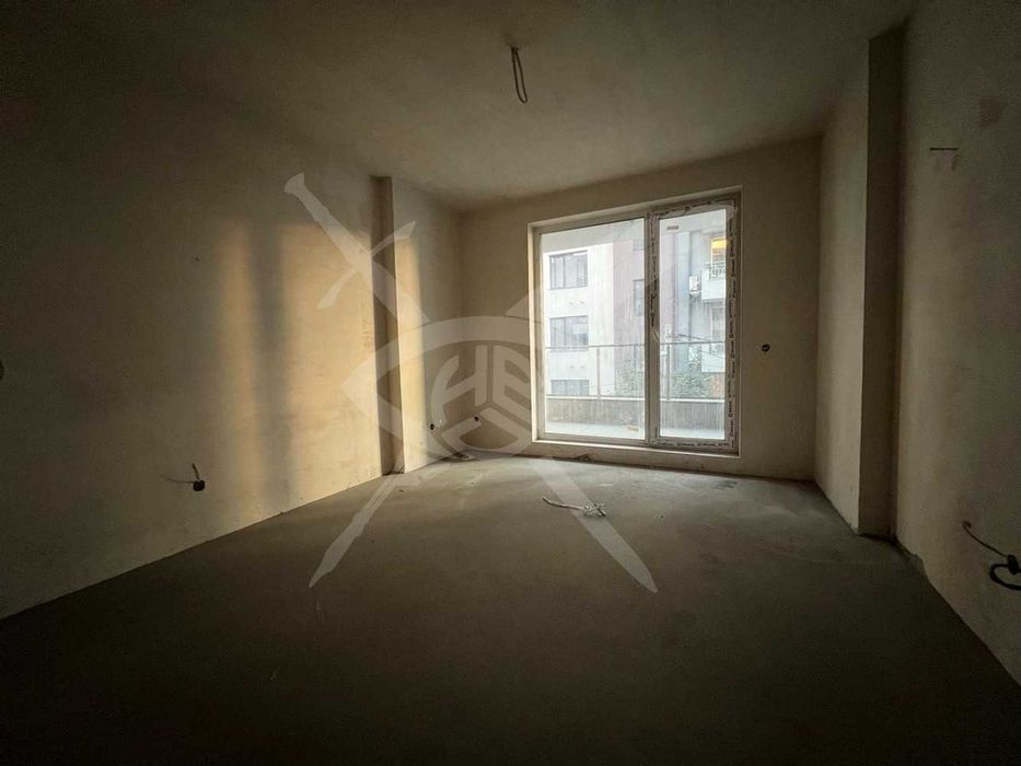 Продава се Тристаен апартамент в София, Надежда 4 - 103 кв.м за 2180 €/кв.м - Снимка #1