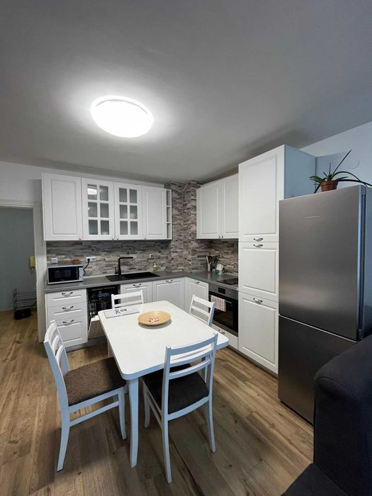 Дава се под наем Двустаен апартамент в София, Зона Б-19 - 81 кв.м за 740 € - Снимка #2