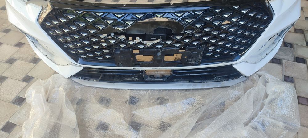 Бампер от черри аризо 6 про