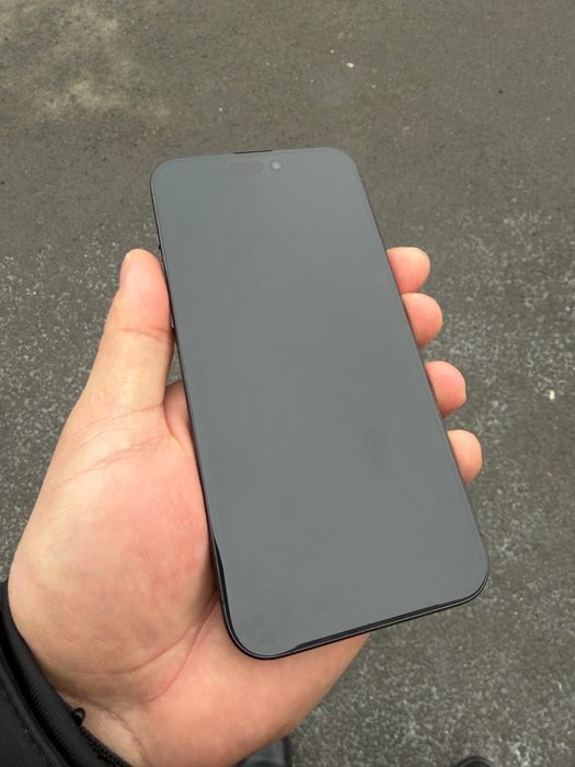 Iphone 15 Pro Max  86% bateria