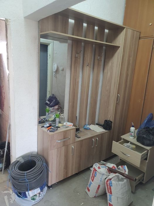 Мебель прадаётца