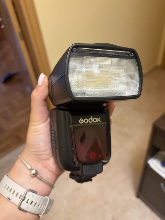 Светкавица godox