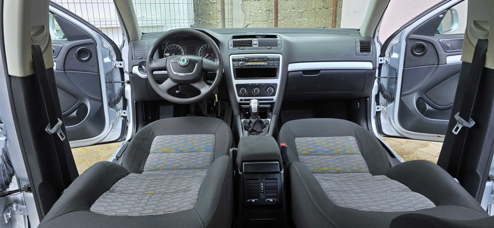 Rate Cash Skoda Octavia Facelift 2009 clima 1900 cm3 diesel