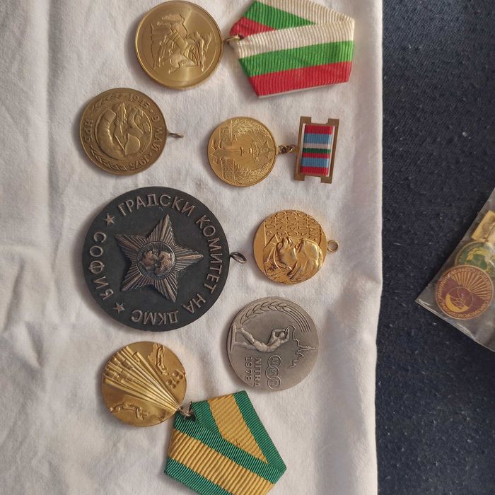Медали колекционерски.