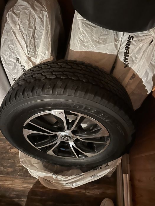 Продам шины с дисками r 18