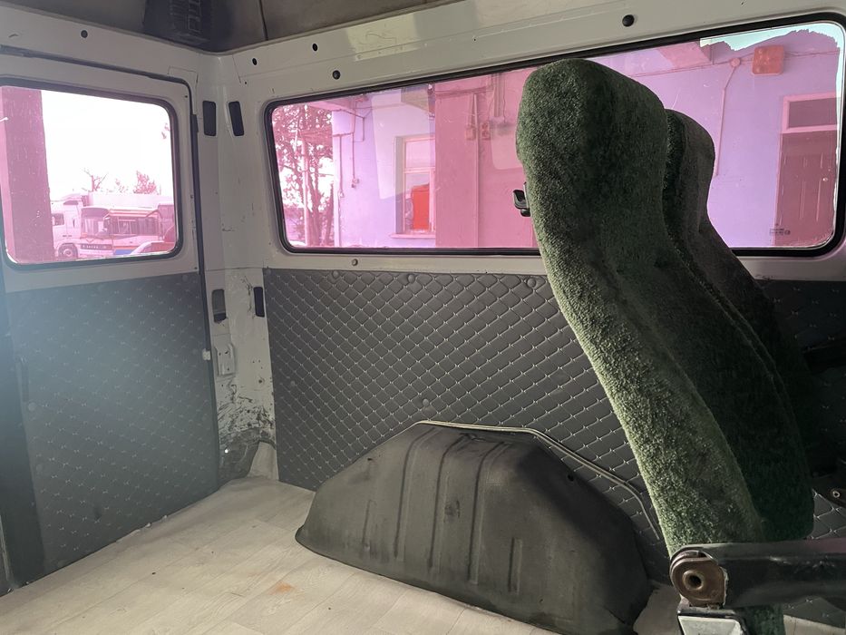 Продам Газель Mercedes mb100 года