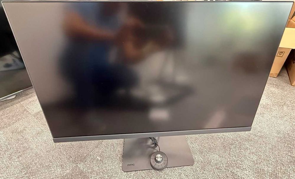 BenQ PD3205U 32" 4K IPS професионален монитор / USB-C 90W / KVM