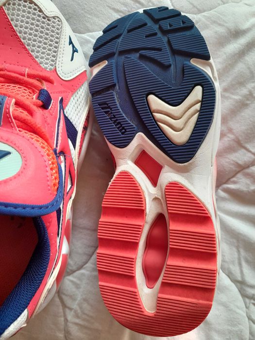 Спортни обувки/маратонки Mizuno Wave Rider 1, Бял, корал, тъмносин