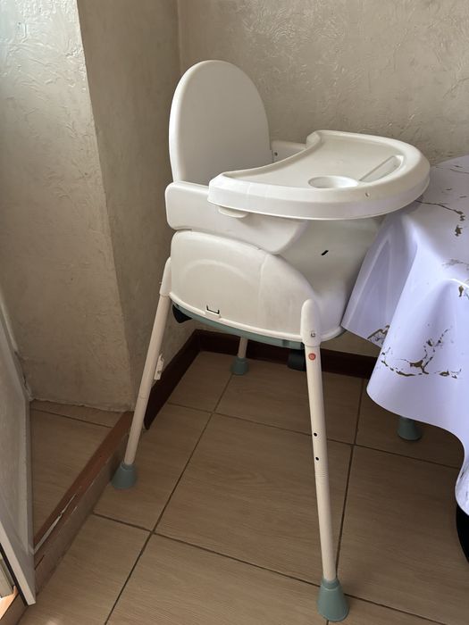 Детский стульчик для корммления