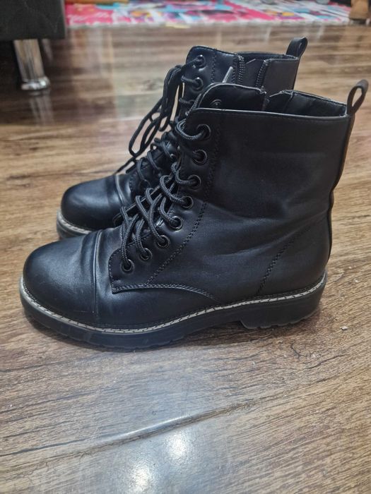 Ghete dama about you