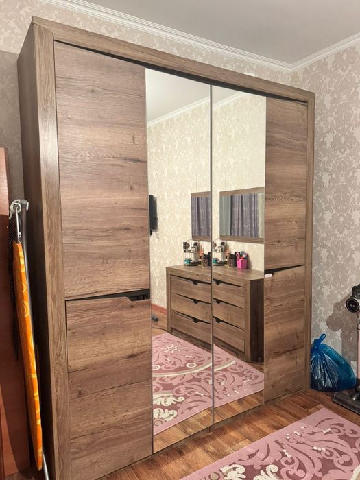 Спальный гарнитур