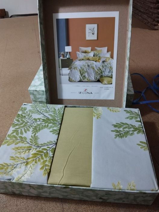 Постельное белье контрасс
Х/Б 100%
КАЧЕСТВО ЛЮКС 
РАЗМЕР: 2-Х СПАЛЬНЫ