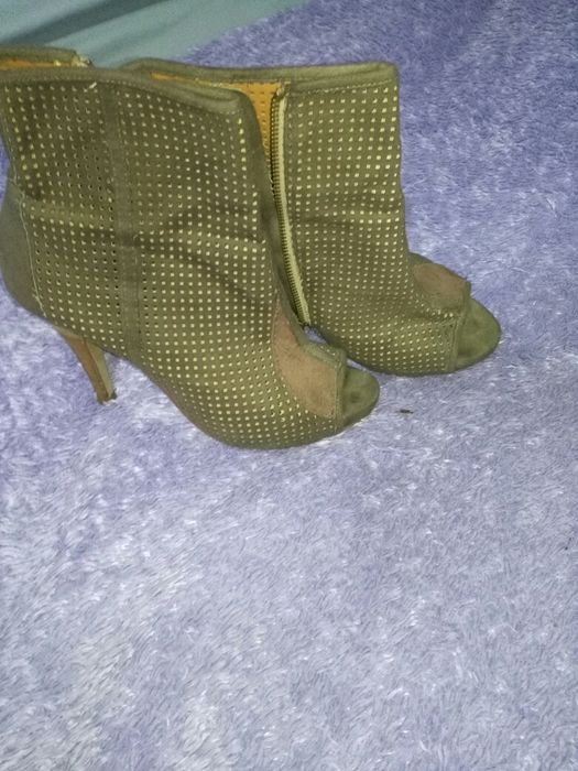 Кожаная обувь—туфли ботиночки,туфли черные