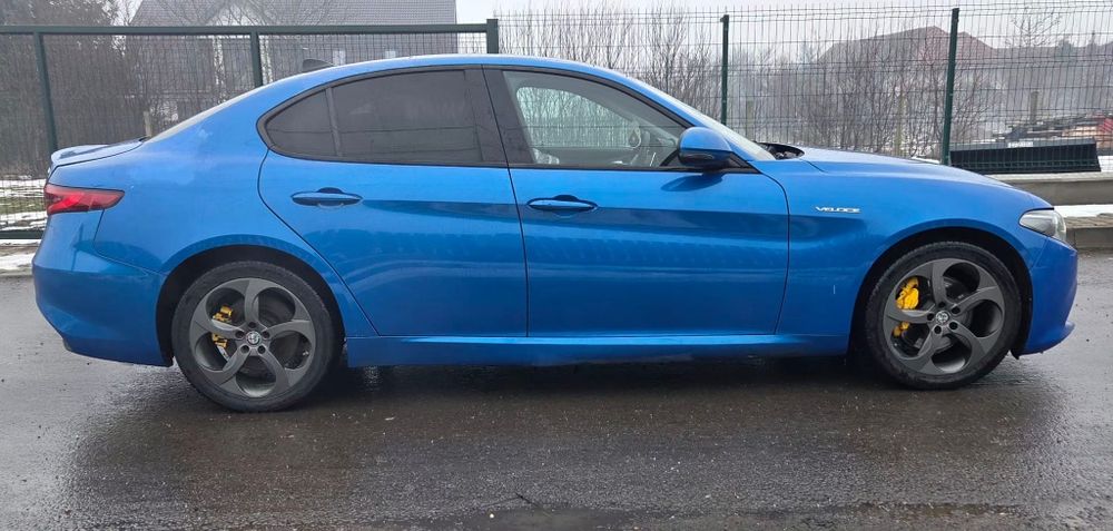 Alfa Romeo Giulia Veloce Avariat Ușor  4Q AWD  280CP Full Options
