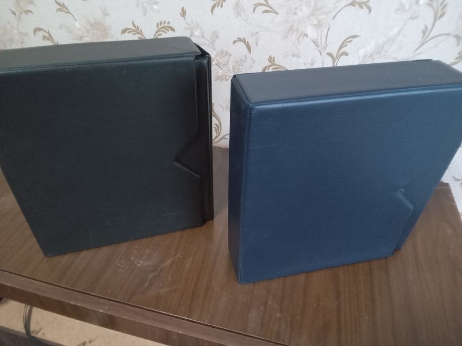 Продам альбом для коллекции марок