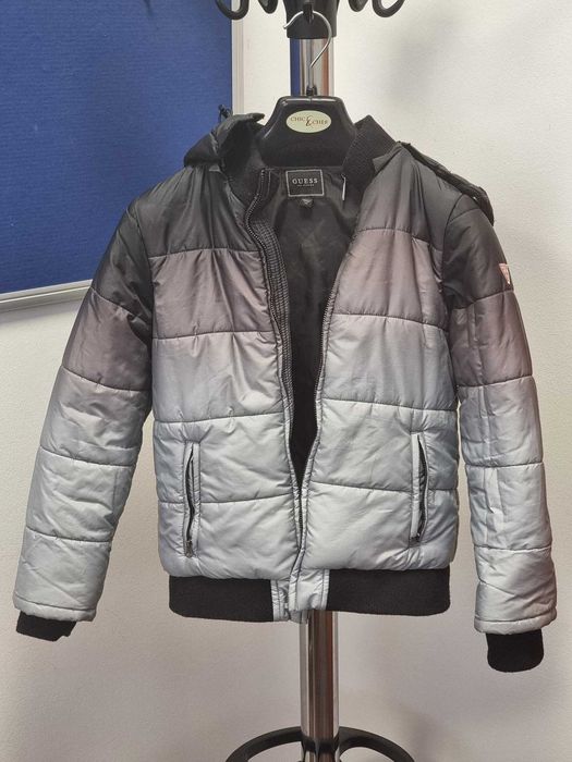 Geaca copii - GUESS KIDS unisex: vatelina si gluga detasabila-10 ani!