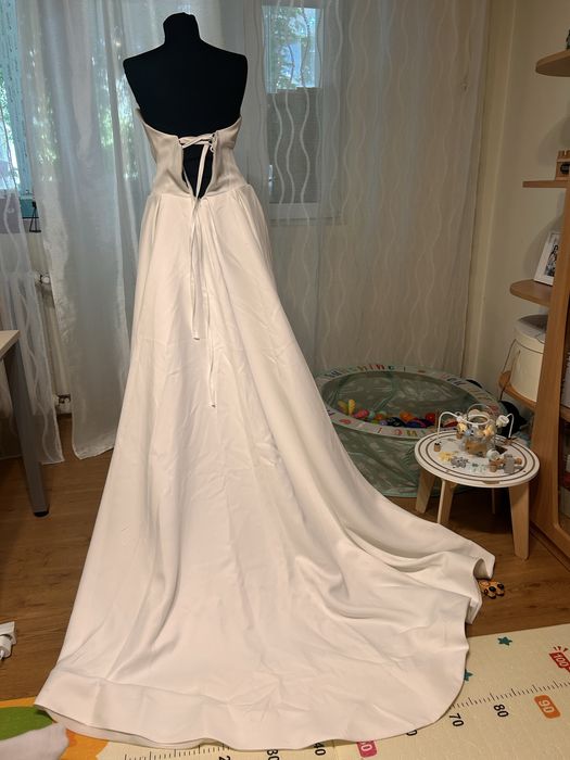 Rochie de mireasa noua