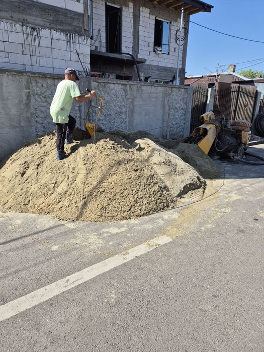 Inchiriez bobcat miniexcavator bascula