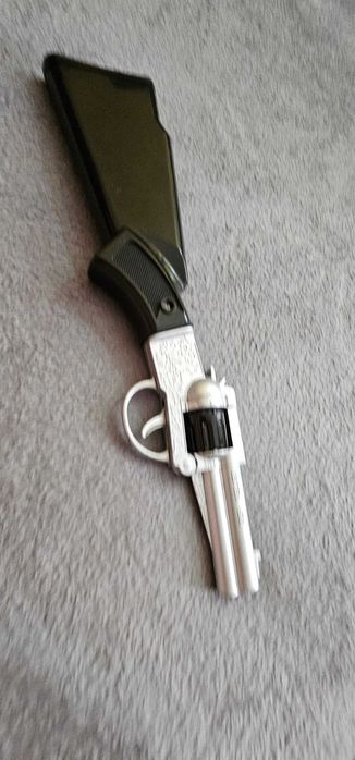 pistol cu capse  jucarie