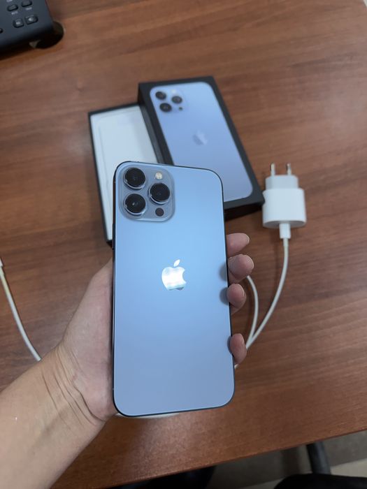 Продам Айфон 13 pro max 128 г.  В отличном состояние