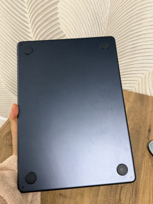 MacBook Air M2 (2022)