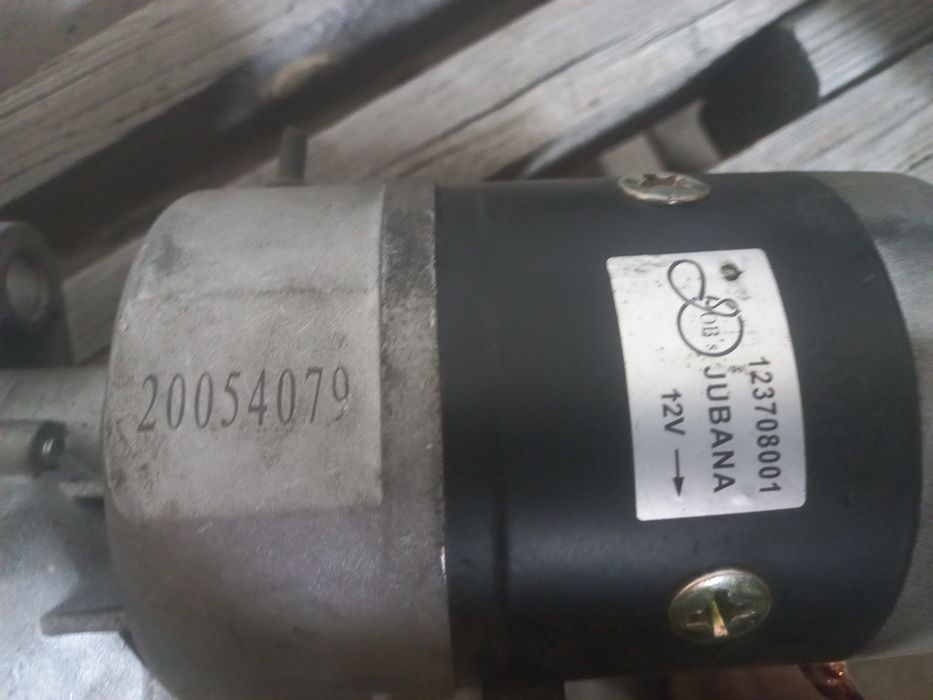 Продам стартер и корпу МТЗ  новую