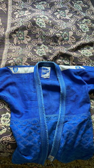 продам кимоно для дзюдо