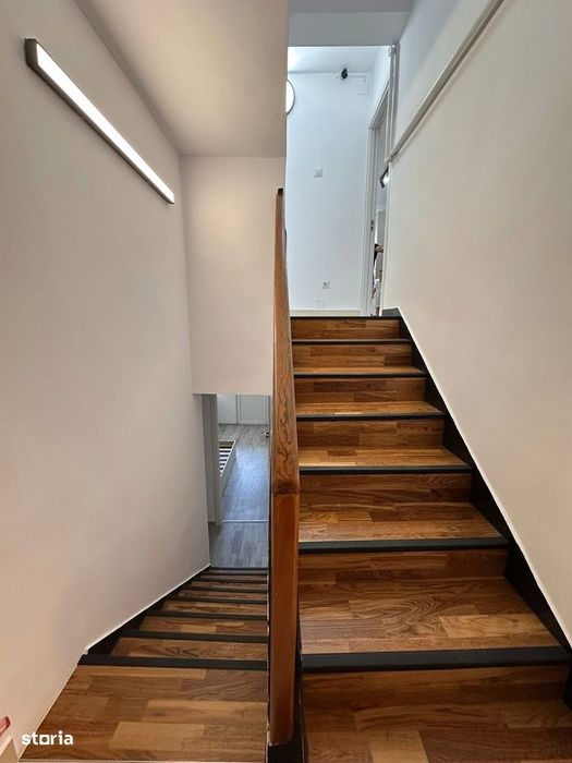 De vanzare apartament tip duplex,3 camere si 2 balcoane, renovat,etj 1