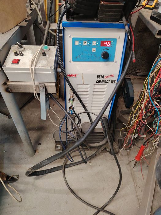 Аргонов заваръчен апарат с водно