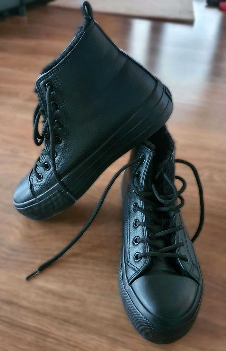 Ghete damă din piele naturală, negru, mărimea 39 - stare nou.