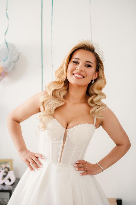 Vand rochie de mireasa