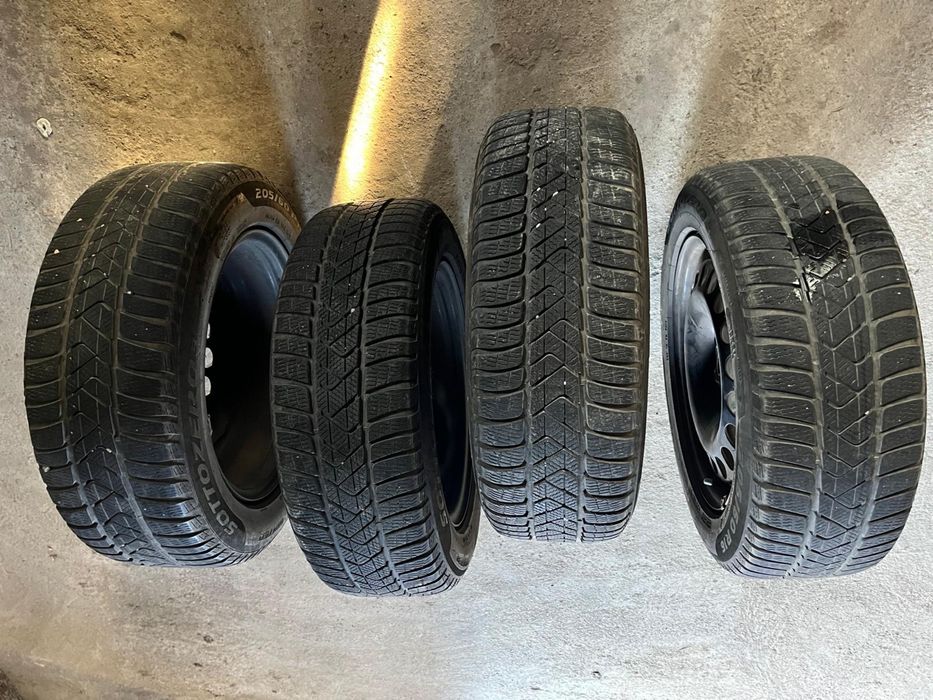 Cauciucuri iarna 205 60 16