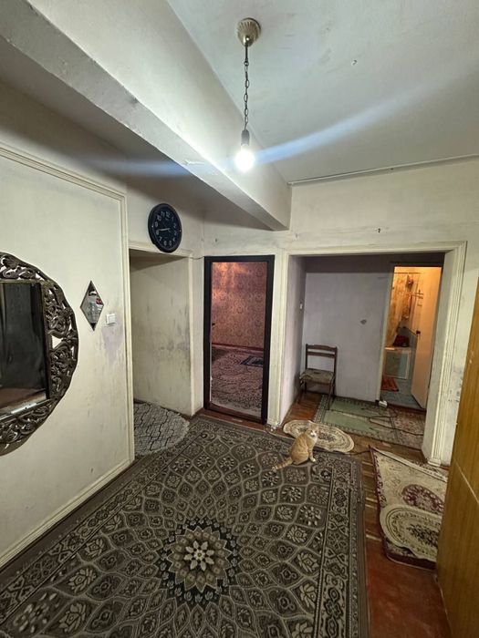 Продается 4-х комнатная квартира в Сергели 8а