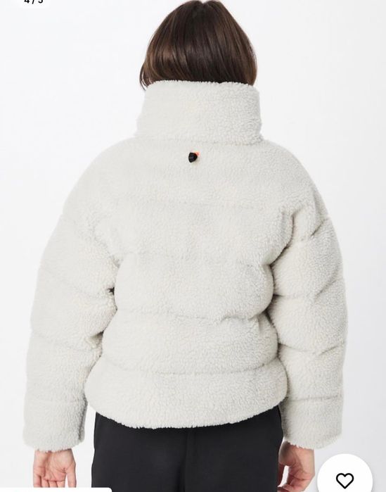 Дамско зимно яке Nike