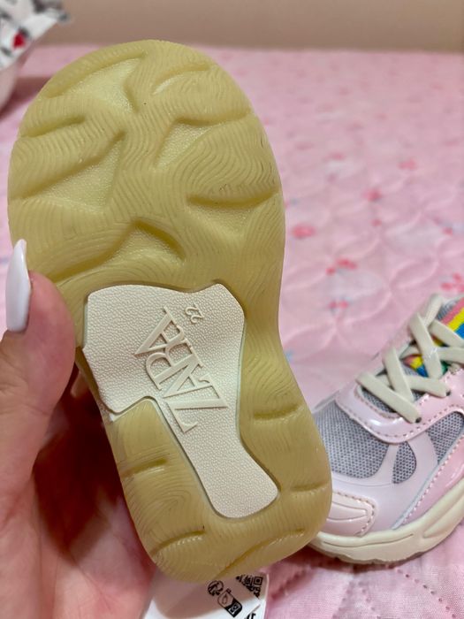 Детски обувки ZARA