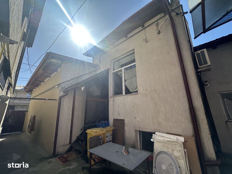 2 corpuri de casa - Centru - 155.000 euro (Cod E8+E10)