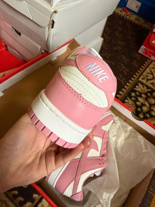 Dunk Low Pink(roz) marimea 37, 38 si 39