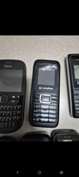 Telefoane vintage de colecție