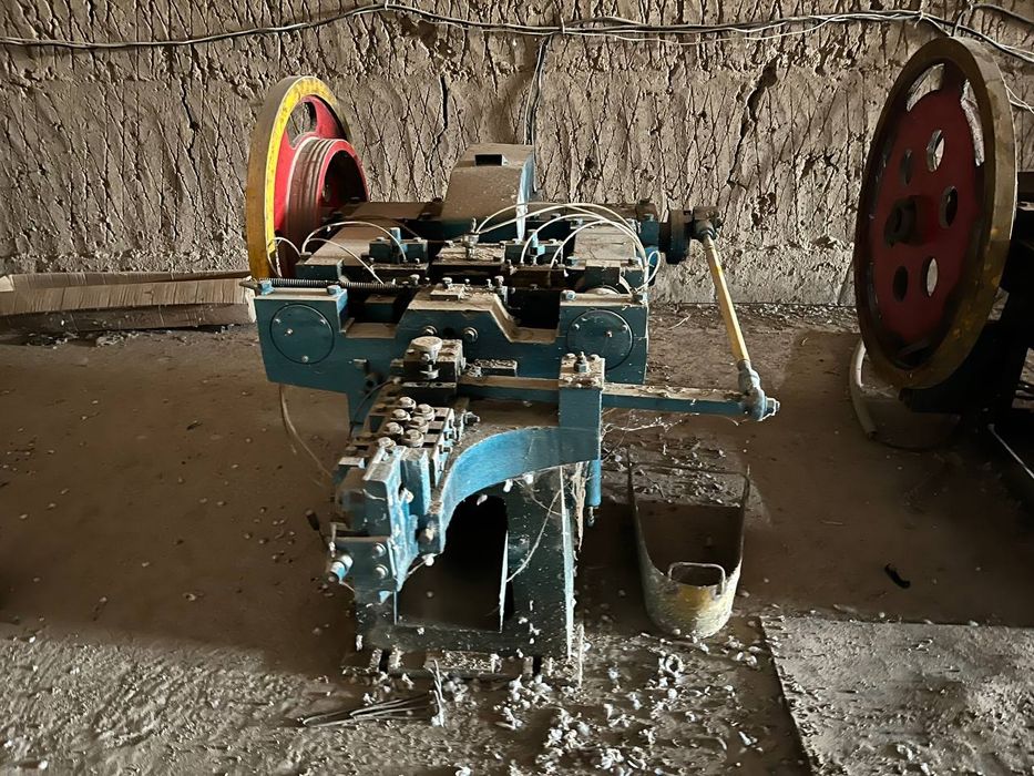 Симга ишлов бериш ва чузиш ва мих ишлаб чикариш ускуналар