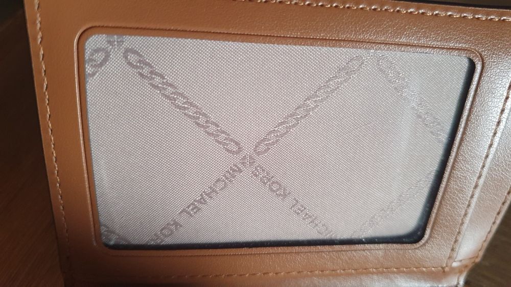 Portmoneu Michael Kors