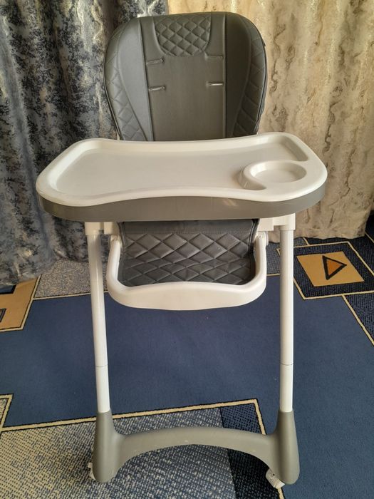 Продам стол детский кормление