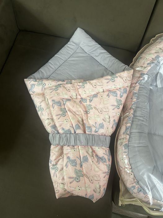 Продам кокон с чехлом и одеялом