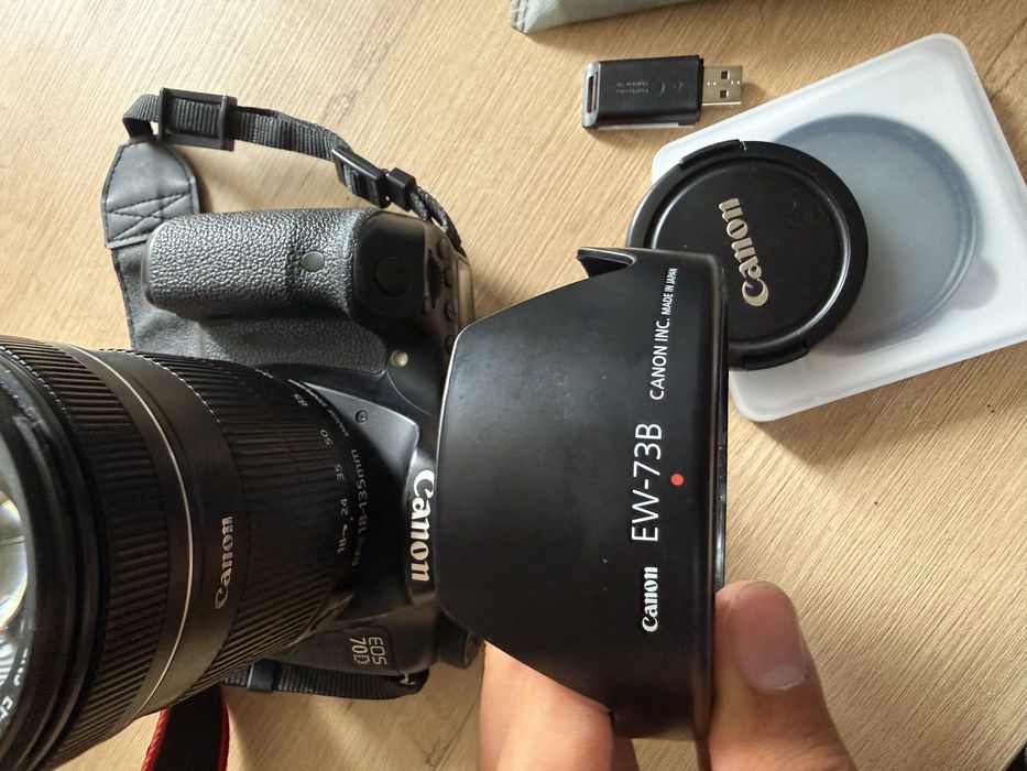 Canon EOS 70d + 18-135mm IS