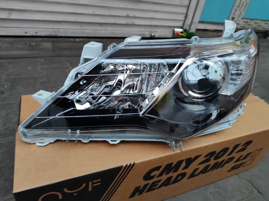 Камри 50 фара SE