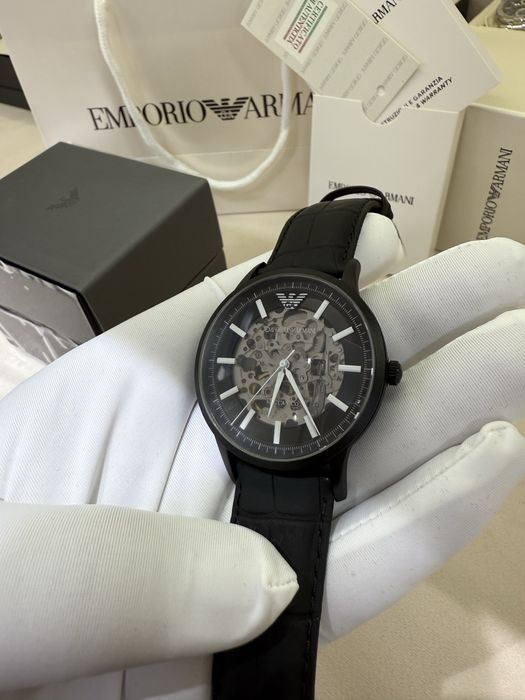 Часы Emporio Armani