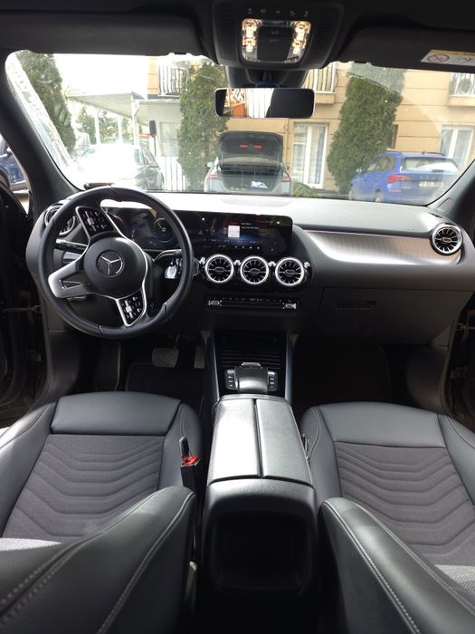 Prim Proprietar Vand Mercedes  Eqa 250 2023 in garantie. SOH 95.7 %. NU FAC SCHIMB !!